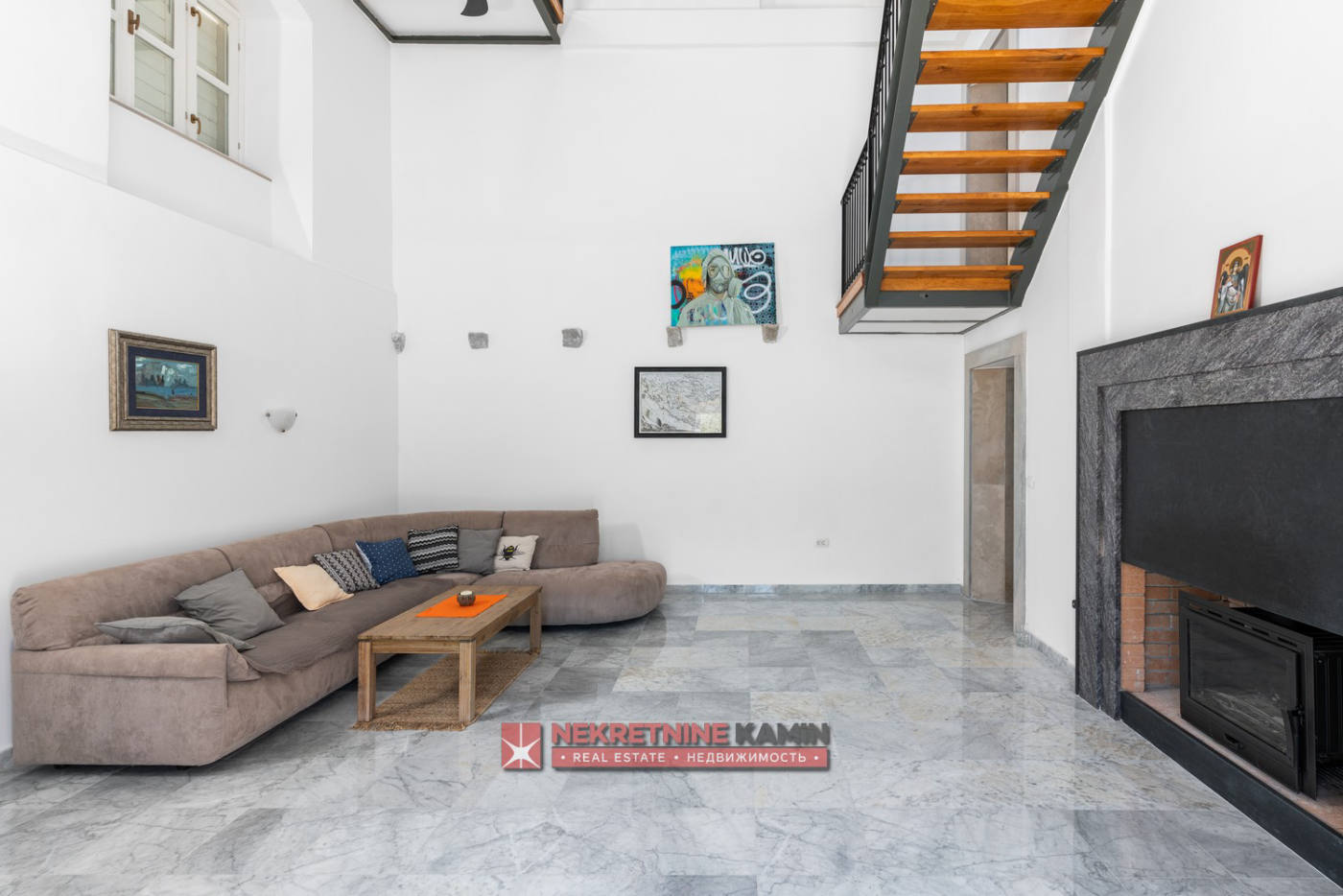 Комерційна нерухомість, 8611 м², 4 500 000$ — FAKTOR